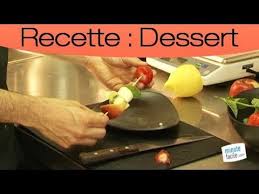 De délicieuses brochettes de lotte au lard, voilà un plat idéal pour recevoir. Comment Faire Des Brochettes De Fruits Frais Youtube