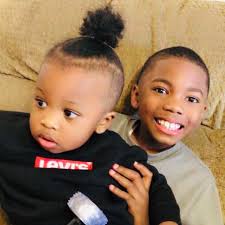 Let me Tell you how Good God is and his timing! Several months ago I lost a  wallet in Kroger Parking lot , I had Just renewed my license cause I had