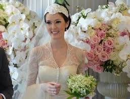 Cathy sharon melaporkan ke polisi kasus pencatutan foto dirinya dalam katalog prostitusi 'online' untuk kompas.com/andika aditiapresenter dan artis peran cathy sharon didampingi kuasa. Cathy Sharon Wedding Dress Pernikahan Putih