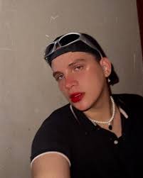 ♡ alejandro frank (@its.frankkkk) • Instagram photos and videos