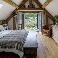 Loft bedroom decorating ideas uk. Attic Bedroom Ideas Maximism A Attic Conversion With A Loft Bedroom