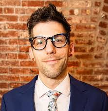 Dennis Pardue's Instagram, Twitter & Facebook