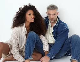 Retour sur les plus belles photos de vincent cassel et tina kunakey, le couple marié depuis le 24 août au pays basque, vient d'annoncer via les réseaux sociaux qu'il attendait son premier enfant. Vincent Cassel And Tina Kunakey Cover Madame Figaro February 5th 2021 By Dant Studio Fashionotography
