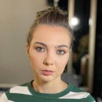 Andreea Ungureanu's Instagram, Twitter & Facebook