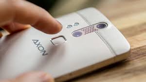 ZTE Axon Elite review