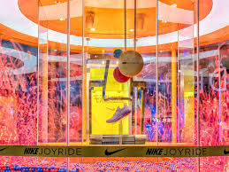 nike joyride 跑出点乐子 interactive installation on behance interactive installation joy station