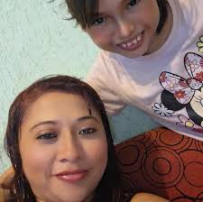 AUTOBÚS DEL AMOR‼️ En pleno acto fue sorprendido un operador de la empresa  del valle, cuando sin pensarlo llegó su esposa quien lo agarra como al  tigre de santa julia. Lo que