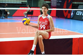 When ebrar karakurt watched turkey women's volleyball team at the london 2012 olympics with her family at home, she was 12. Ebrar Karakurt Gelecek Sezon Novara Da Voleybol Plus