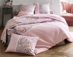 Je Craque Pour Ce Produit Becquet Qualite Et Originalite Venez Vous Aussi Decouvrir Ce Produit Decor De Lit Draps De Lit Linge De Lit