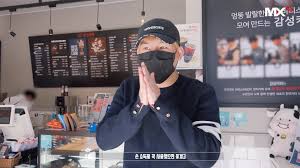 Monsta x's minhyuk, april's naeun, and nct's jaehyun will officially be leaving their mc position on sbs's inkigayo following the february . Watch Monsta X S Joohoney Visits Minhyuk At Inkigayo Talks About What He S Been Up To During Hiatus Soompi