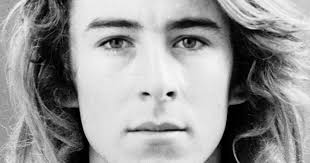 ZOILOLOBO. retrodezcan: NOTAS ANTROPOLÓGICAS.