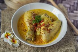Buat kamu yang juga sedang mencari resep opor ayam kuning yang sepesial untuk lebaran… Resep Opor Ayam Lebaran Praktis Masaknya Nggak Lama