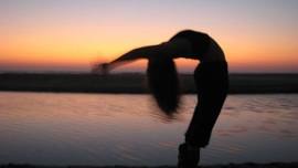 Therapeutic 26n2 : HOT YOGA