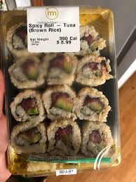 When it comes to eating sushi rolls ( maki ), you can't really go wrong. Should I Trust The Calories On This Spicy Tuna Roll It Seems Like 390 Is Way Too Low For All 12 The Package Doesn T Mention Serving Size Caloriecount