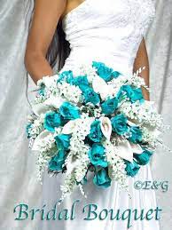 Discover 12 different types of wedding bouquets! Pin By Hochzeitsideen On When The Day Comes 3 Teal Wedding Bouquet Turquoise Wedding Teal Wedding