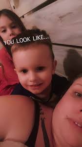 Amber Elgin's Instagram, Twitter & Facebook