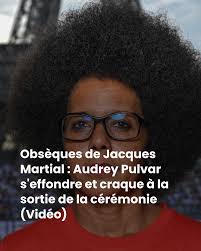 Pulvar en larmes devant l'émotion au Père-Lachaise 😢 👉  https://l.closermag.fr/cIc