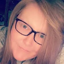 Lisa Bulger's Instagram, Twitter & Facebook