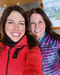 Dawn Beale's Instagram, Twitter & Facebook