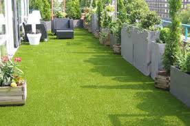 Die 7 vorteile von kunstrasen im garten. Kunstrasen Fur Die Terrasse Kaufen Kunstrasen De