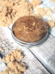 It will be hot and you don't want to burn yourself!) add in the sugars to the coconut oil and stir. Easy Diy Brown Sugar Lip Scrub With Coconut Oil For Kissable Lips