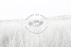 A Revered Creative Design Studio Specialising In Illustration Website Design And Branding Ryn Frank Is A Renowned International Avec Images Logo Maison Logotype Branding