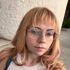 THIS QUEEN 👑🖕🏽 I hope her pillow is cold