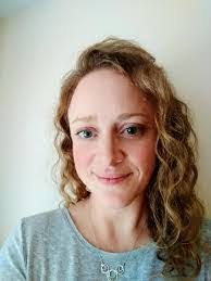 Elena Walden's Instagram, Twitter & Facebook