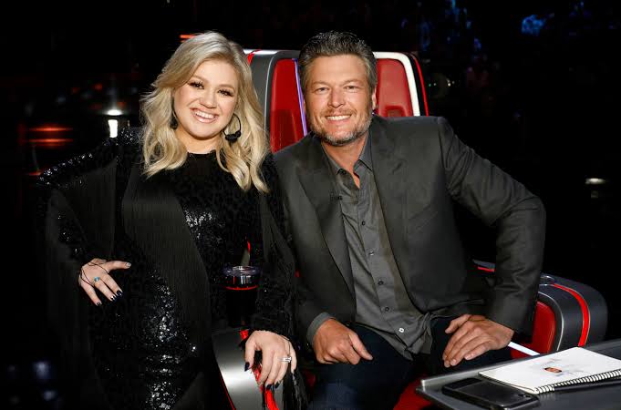 Blake Shelton, Kelly Clarkson to Perform on 'The Voice' Season Finale