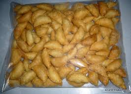 4 ini karipap pusing, sejenis pastel dari malaysia. Resepi Mama Resepi Karipap Mini Sesuai Disajikan Pada Facebook