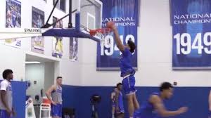 #lafamilia superstar julius randle is nba most improved player. Kentucky Basketball Recruiting Devin Askew A Competitive Beast