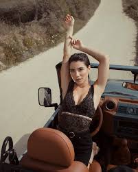 She is an actress, known for golpe de sorte (2019), a serra (2021) and a generala. Carolina Carvalho Facebook