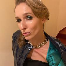 Katia osadcha is a ukrainian journalist and tv presenter. Katya Osadcha