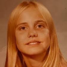 Lola Harmon's Instagram, Twitter & Facebook