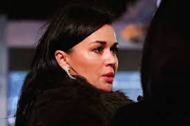 По этой причине ее и не показывают журналистам. Kak Zhivet Sejchas Aktrisa Anastasiya Zavorotnyuk