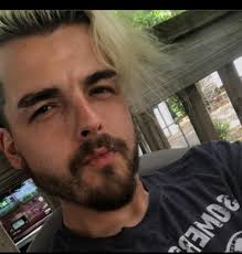 So it was so much fun yesterday seeing all the memories from the Cafeteria  of the Nancy Loud school.. what memories do you all have from this room