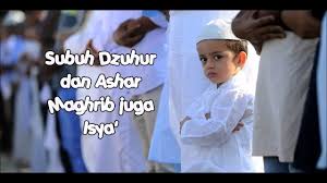 Lagu yang dicover oleh sabyan ini merupakan gubahan dari lagu milik projector band asal malaysia. Liked On Youtube Mari Sholat Parodi Lagu Aisyah Projector Band Baby Face Face Youtube