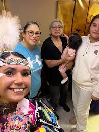 Julie Elmquist's Instagram, Twitter & Facebook