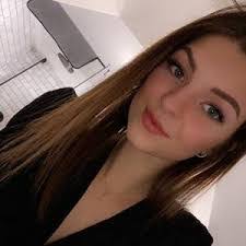 Robin Erichsen's Instagram, Twitter & Facebook