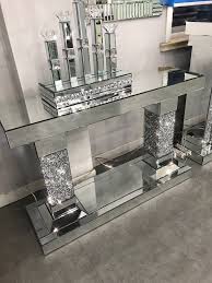 Diamond Crush Pillar Console Table Mirrored Furniture Sparkle Diamond House Of Sparkles Mirrored Furniture Mirrored Console Table Console Table