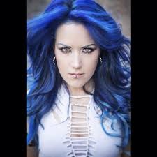 Alissa White Gluz On Twitter Photo By Jeremy Saffer Http T Co Jy9lavy0ne She is the lead vocalist of the swedish melodic death metal band arch enemy. alissa white gluz on twitter photo by