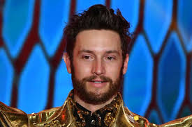 Tímea ugyanis szintén egy friss posztban árulta el, kedvese lett andy vajna éttermének, a magyarországi többségi tulajdonosa. Vajna Timi Kapcsolata Hullamvolgybe Kerult Zoltan Visszatert Budapestre Hazai Sztar Femina