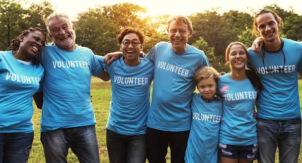 Volunteer DFPS-Volunteer as a Group