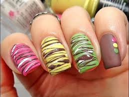 Tečni lateks za zaštitu zanoktica ombre nokti pružaju veliku slobodu i mogućnost da budete maštoviti, zato i jesu toliko popularni. Sugar Spun Nail Art Nokti Kao Kolacici Stamevski Bydanijela Com Youtube