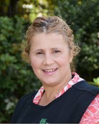 Martha Arroyave's Instagram, Twitter & Facebook