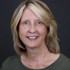 Kayleen Brown's Instagram, Twitter & Facebook