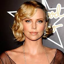 20 stunning christmas hairstyles for the perfect holiday look. Sexy And Stylish Eideal
