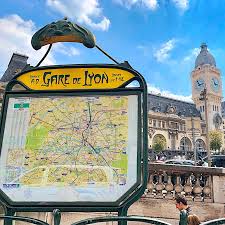 Lyon road map and satellite view with street view, gps navigation, accommodation, restaurants, tours, attractions, activities, jobs and more. Garedelyon Twitter Search