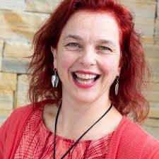 Trish Forde's Instagram, Twitter & Facebook