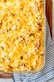 Chicken Spaghetti Casserole Is Adapted From The Pioneer Woman S Recipe And Uses A Shredded Ro Chicken Spaghetti Casserole Spaghetti Casserole Chicken Spaghetti